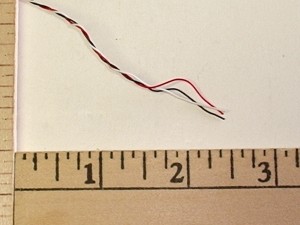 3-Pole Futaba Colored Sub Micro Twisted Servo Wire
