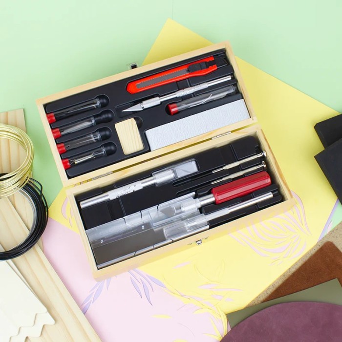 Excel Deluxe Knife and Tool Set