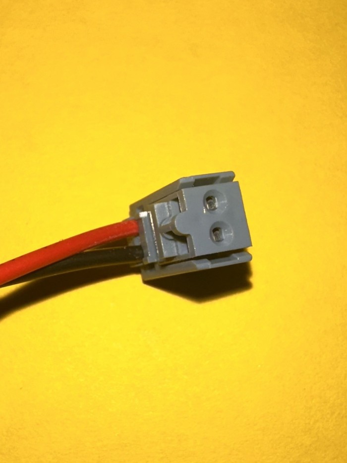Multiplex Transmitter Battery Connector & Pigtail, Gray