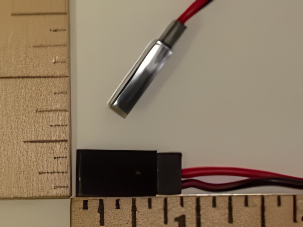 2-Pole/Wire Battery Single End Pigtail/Conn. Female JR/Hitec/Airtronics Z(new) Style