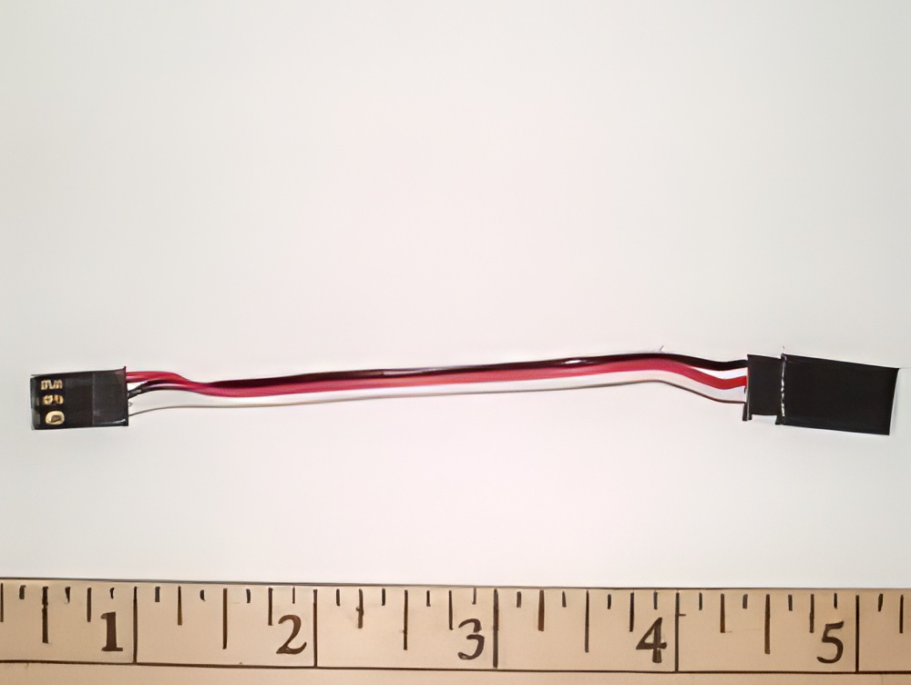 Adapter Female Futaba J to Male Old Airtronics (J Servo to Old Air RX)