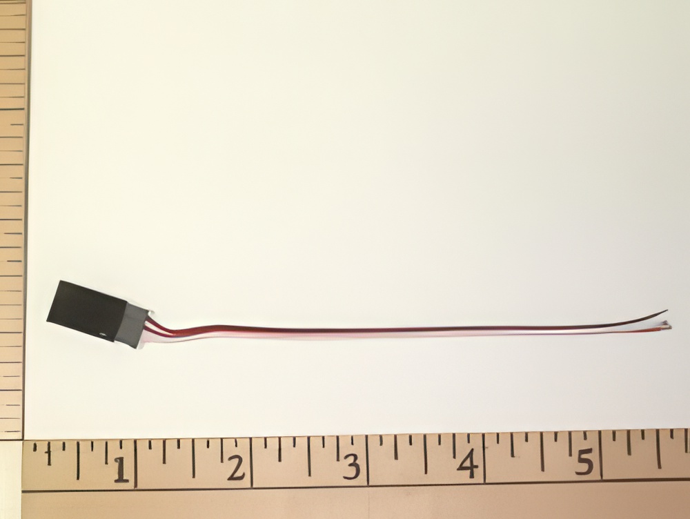 3-Pole/Wire Micro Lite Servo Pigtail, Futaba Female