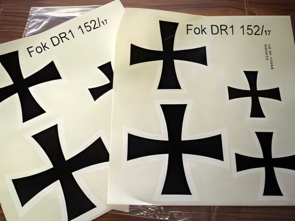 Fokker DRI  152/17 Decal Set