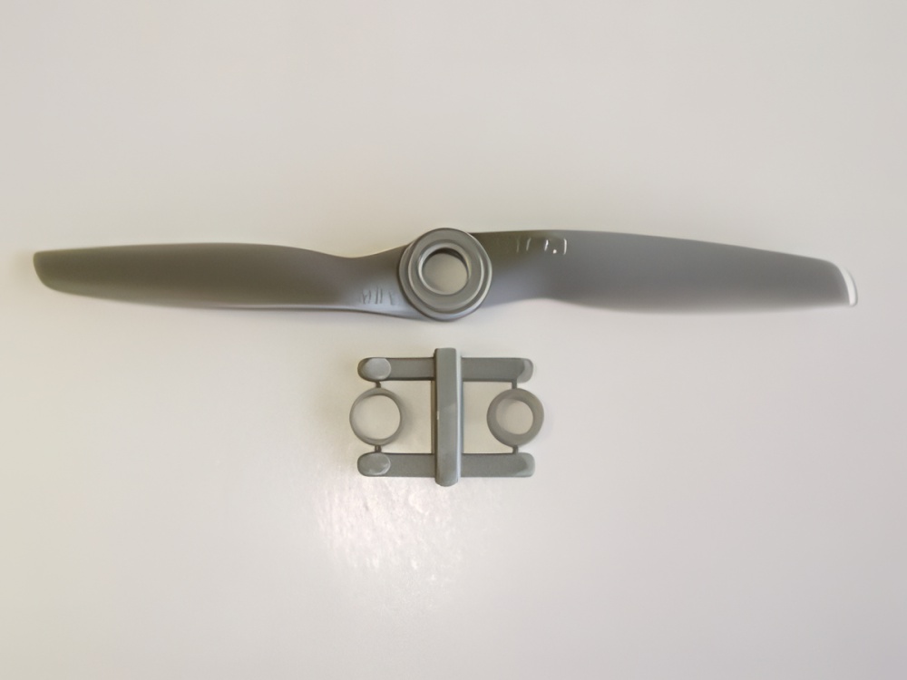 APC 4.1 x 4.1Electric Prop