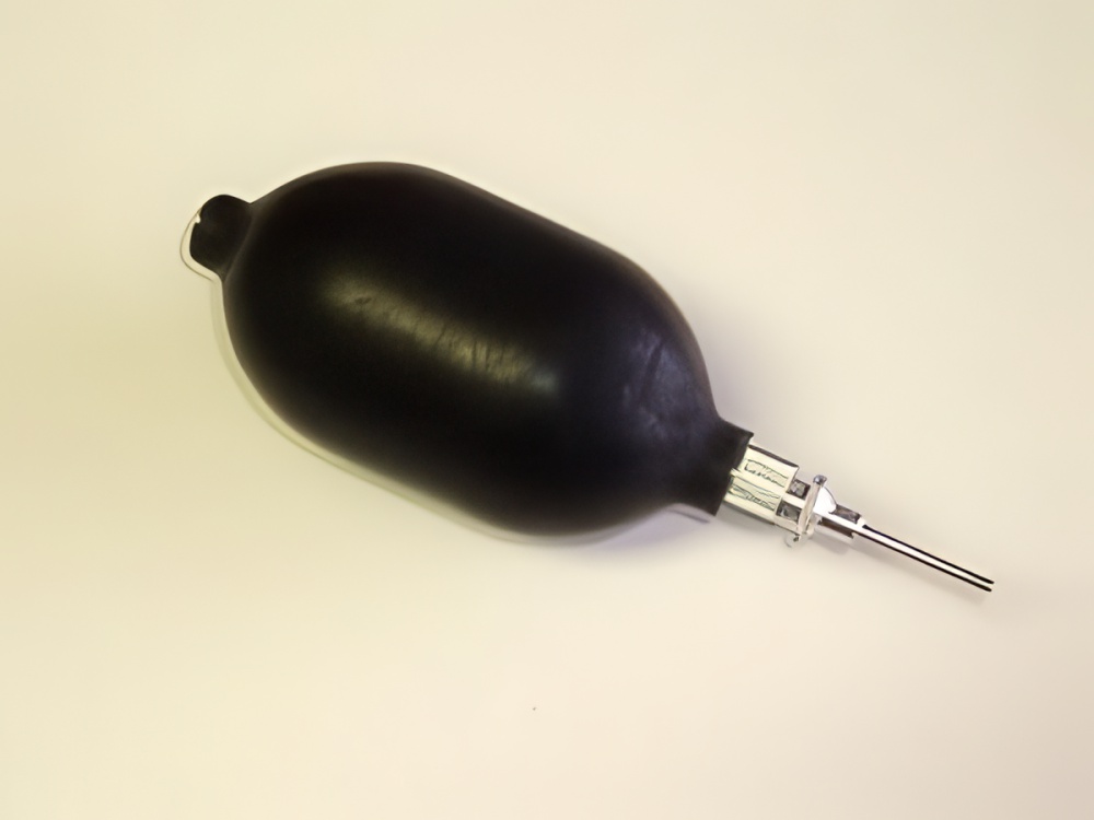Trexler Hand Tire Pump with Nozzle & Valve
