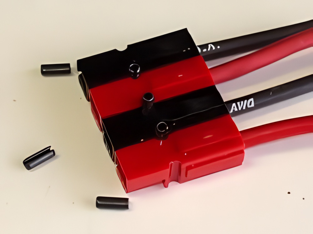 Anderson Power Pole Locking Pins, 20 each.