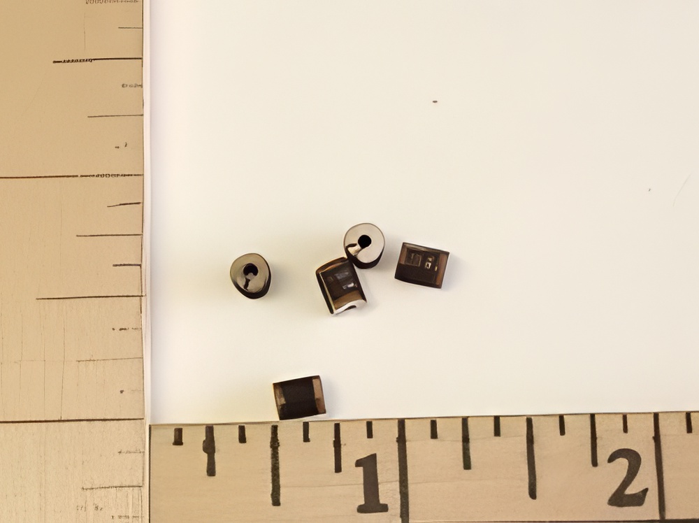 1.5mm/0.06" shaft to 4mm, Internal collet adapter