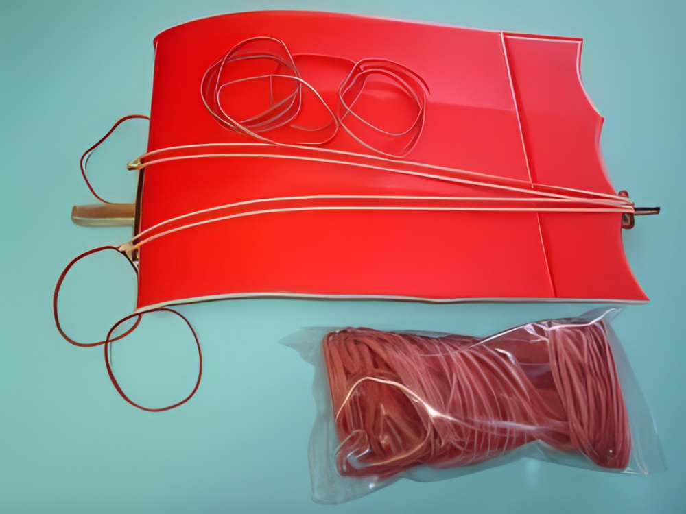 Red Slow Stick Rubber Bands, 1/4 LB