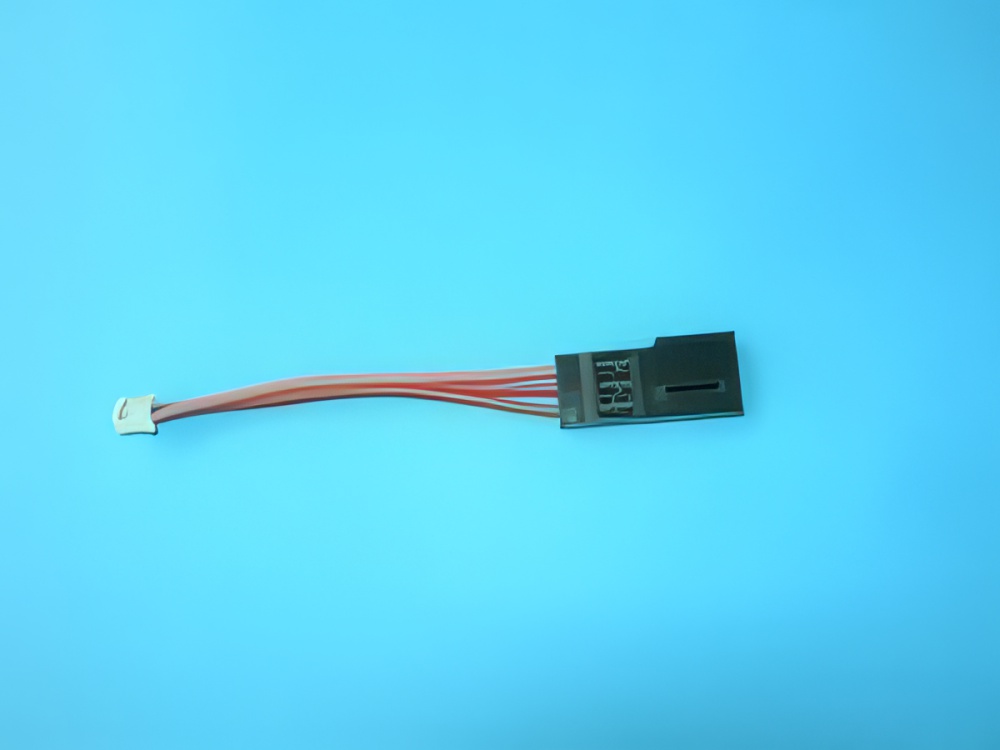 Adapter Futaba Micro white Servo plug into standard Futaba J RX 2.5 inch