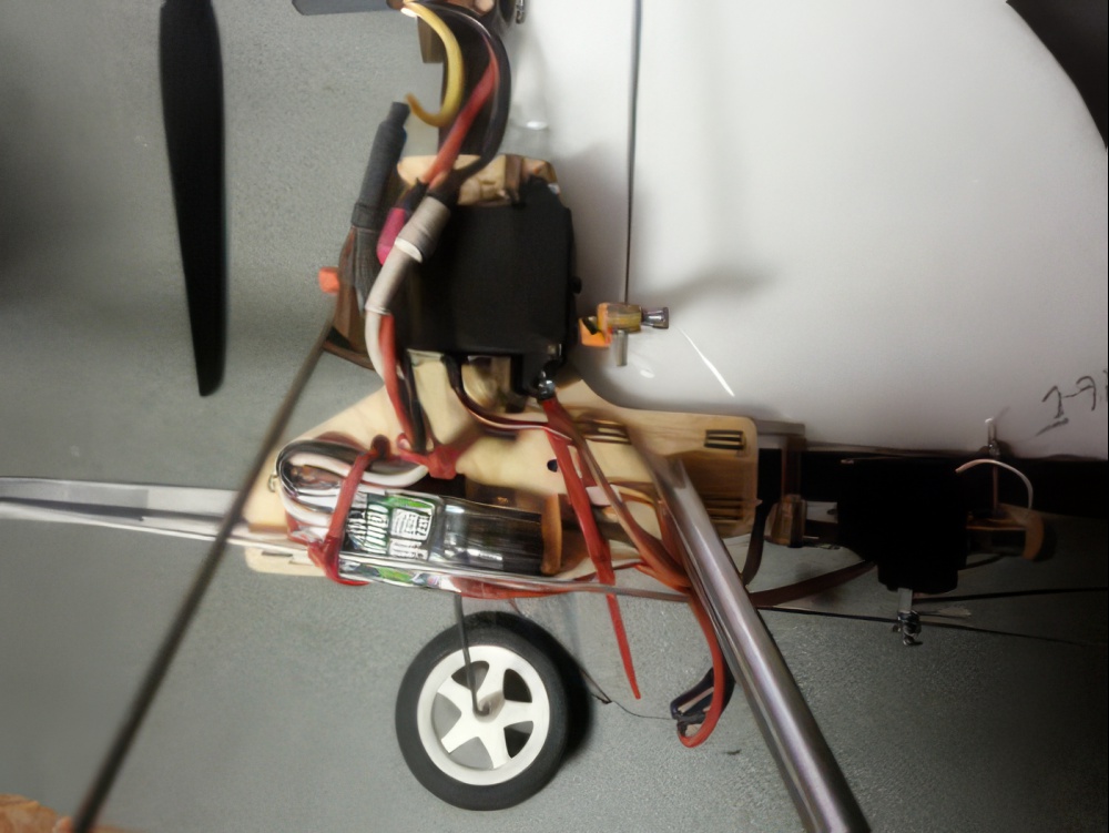 Radical RC Auto Gyro Crutch - Gear and Servo Mount