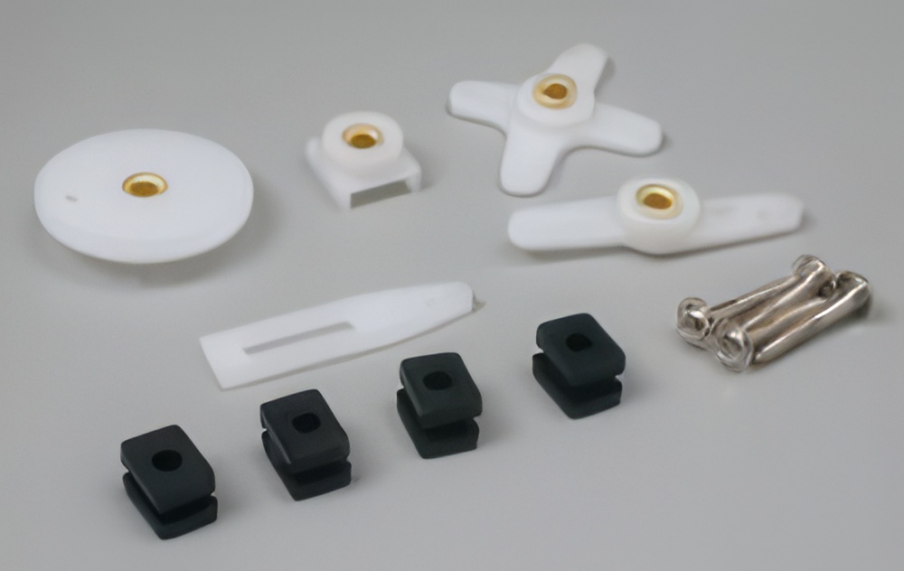Hitec Regular Servo Horn and Hardware Set