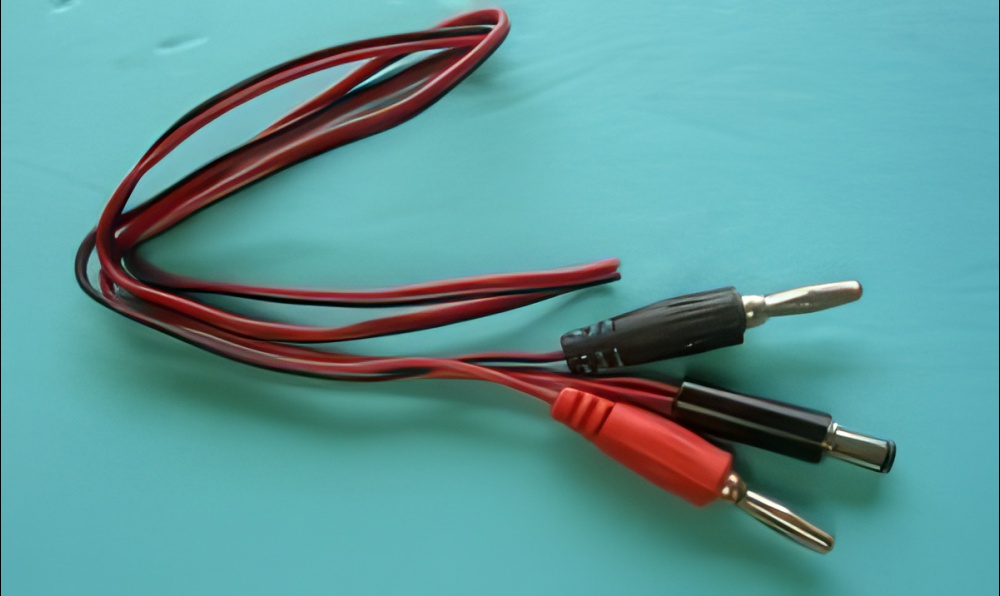 Futaba 6V TX Charge Cord FAT