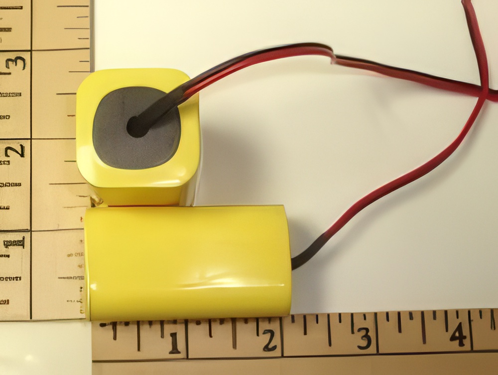 Radical RC 700mah NiCad 4-AA Cell 4.8V Square Pack
