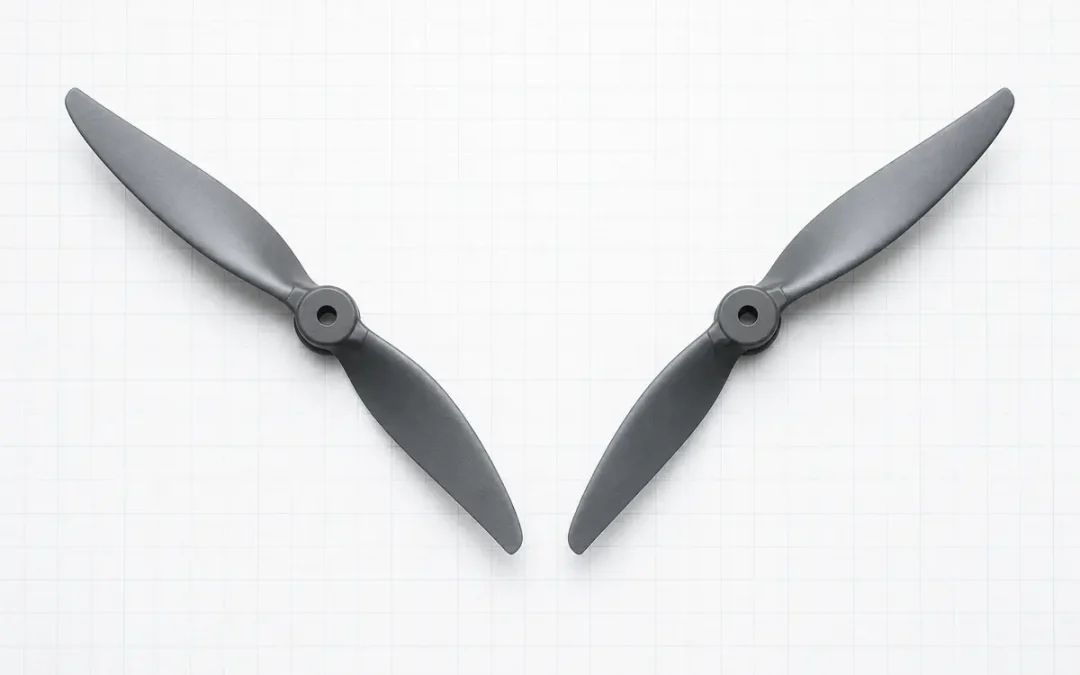 Illustration of standard- and reverse-rotation multirotor propellers